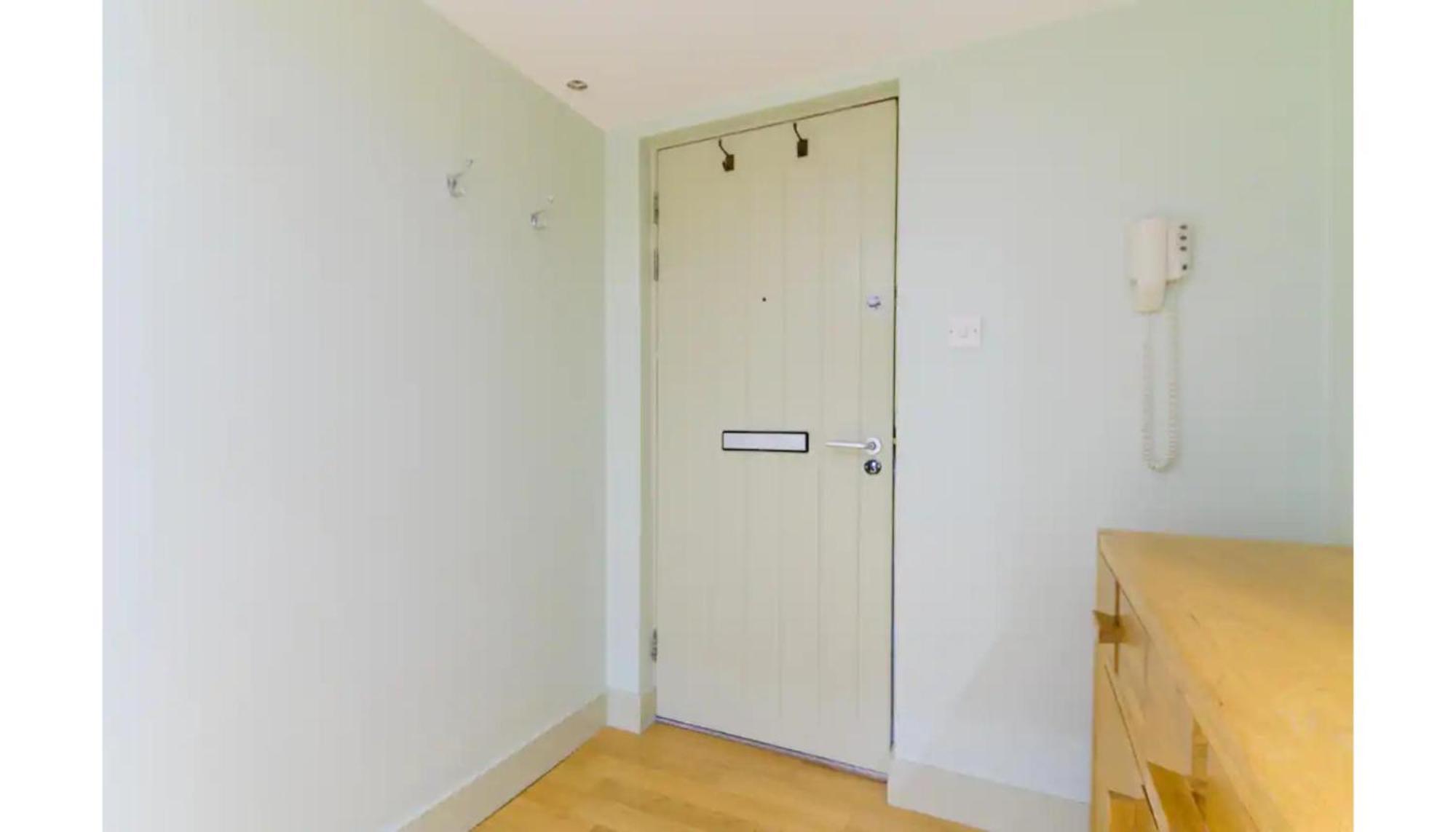 Apartamento Modern Flat In The Middle Of Old Town Edimburgo Exterior foto