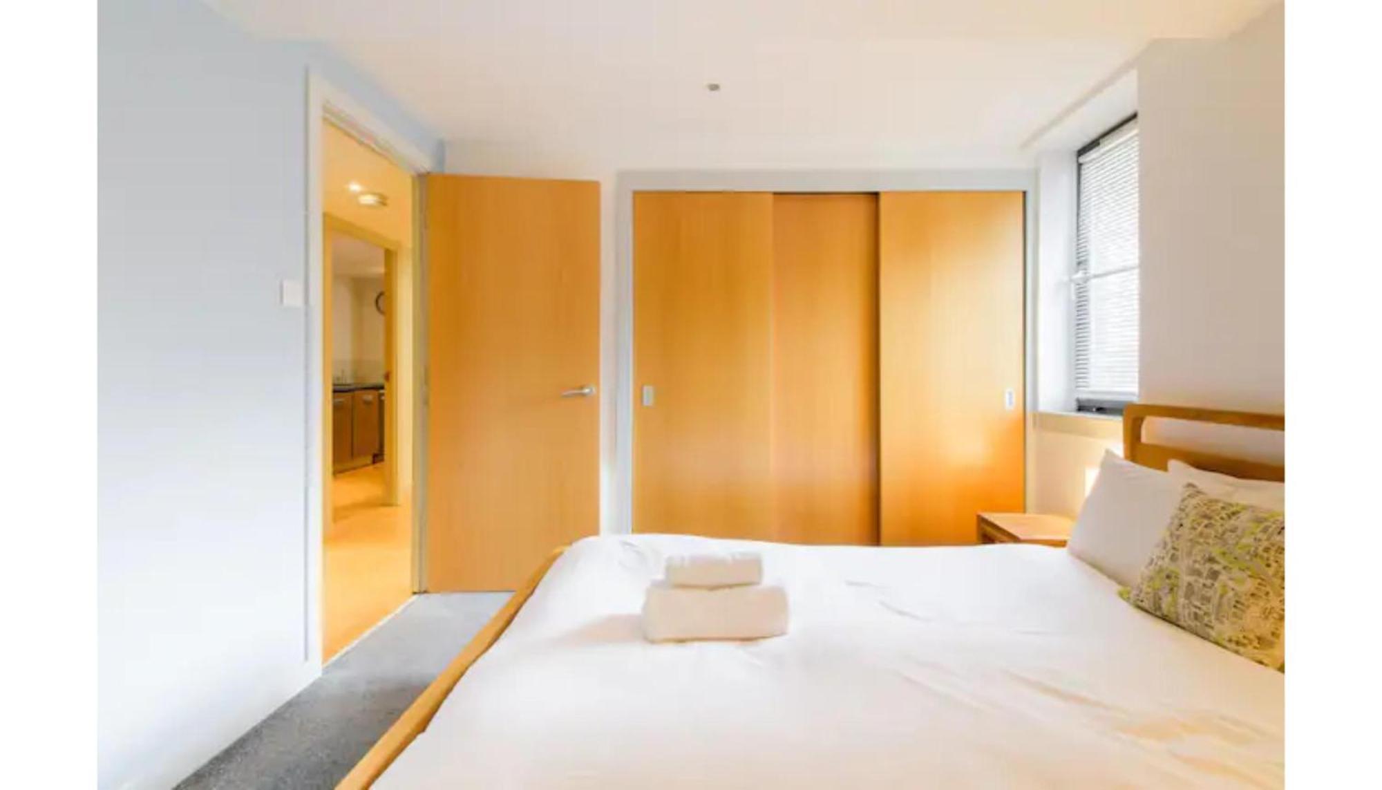 Apartamento Modern Flat In The Middle Of Old Town Edimburgo Exterior foto