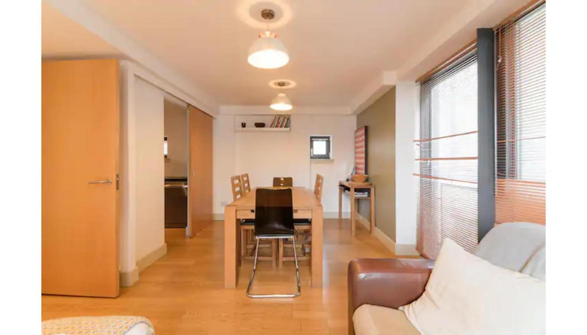 Apartamento Modern Flat In The Middle Of Old Town Edimburgo Exterior foto